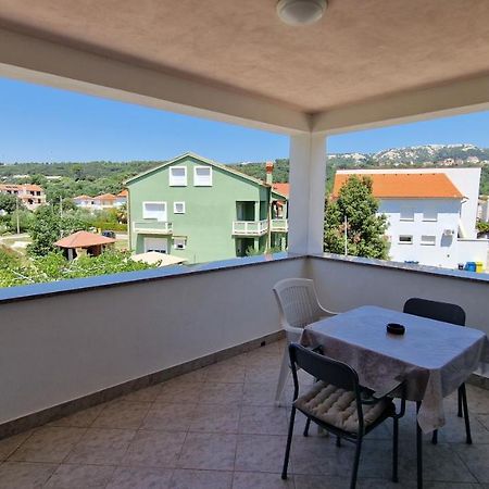Apartamento Haus Anica Rab Town Exterior foto