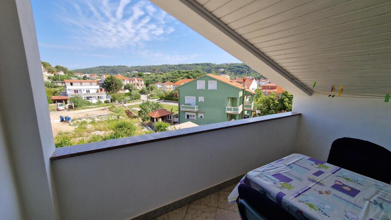 Apartamento Haus Anica Rab Town Exterior foto